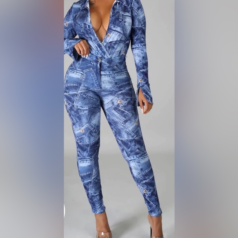 Denim print set. Bodysuit and leggings. Size L.  Stretchy Material